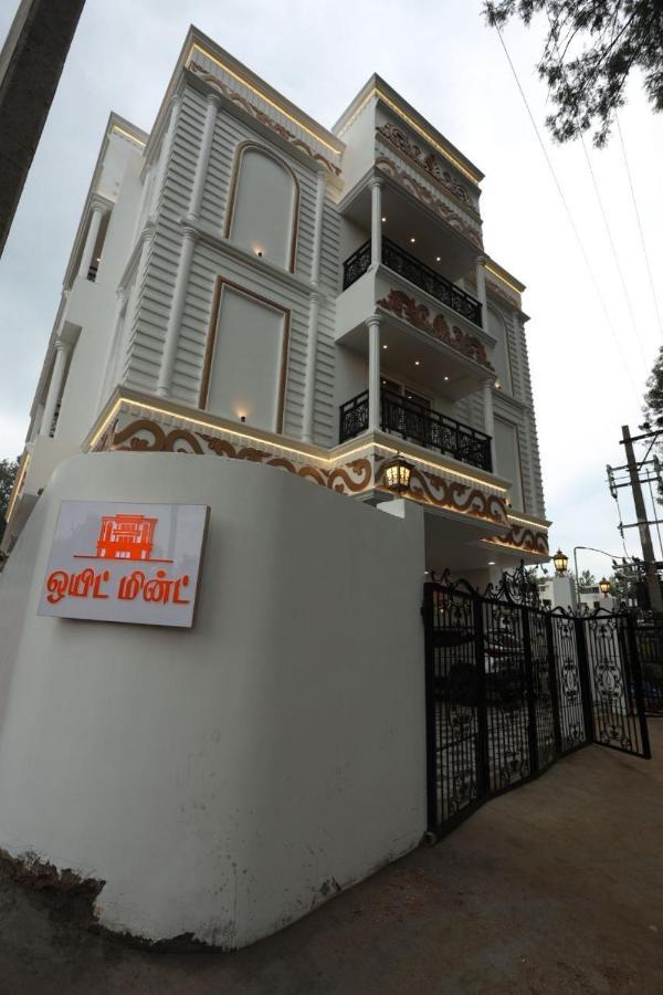 Hotel White Mint 3*