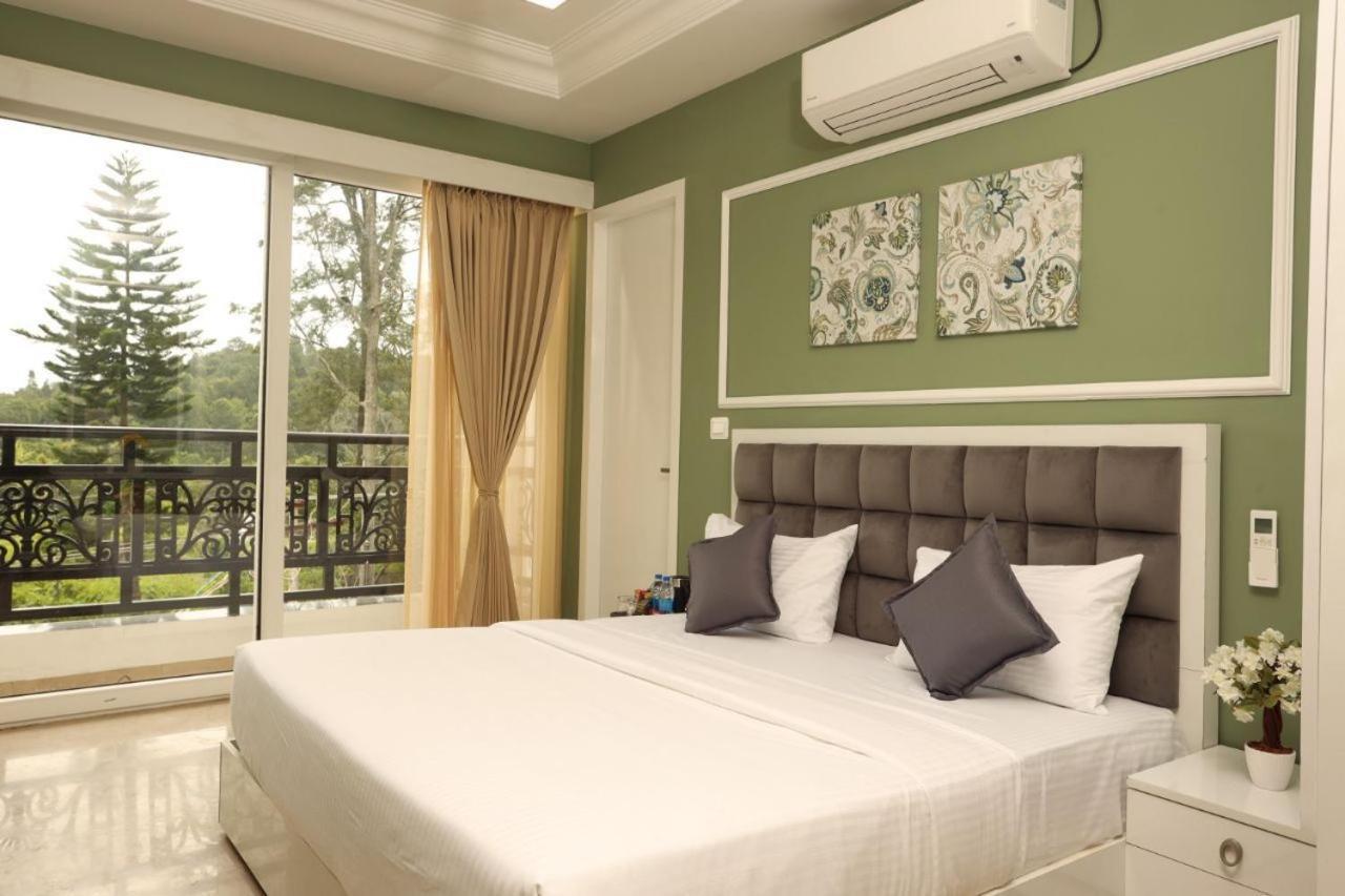 White Mint Hotel