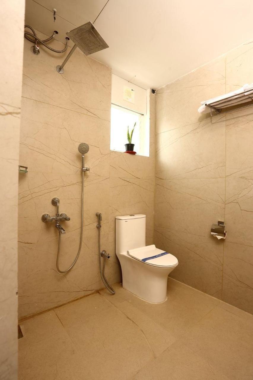 Hotel White Mint 3*